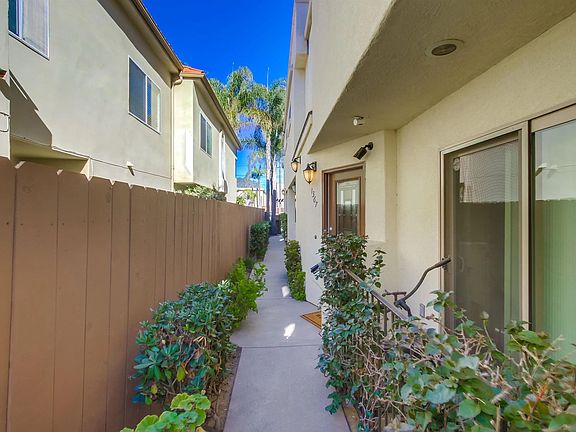 5th image of 1367 Hornblend St