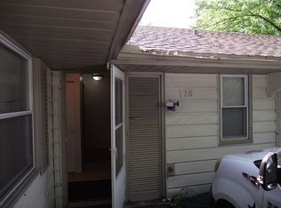 179 Thornhurst Rd, Bolingbrook, IL 60440