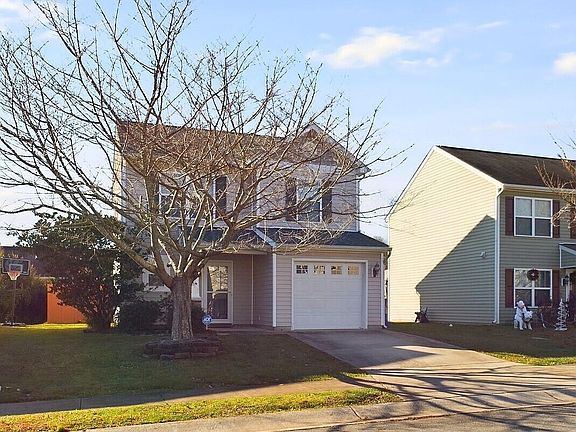 2nd image of 1309 Silver Dr
