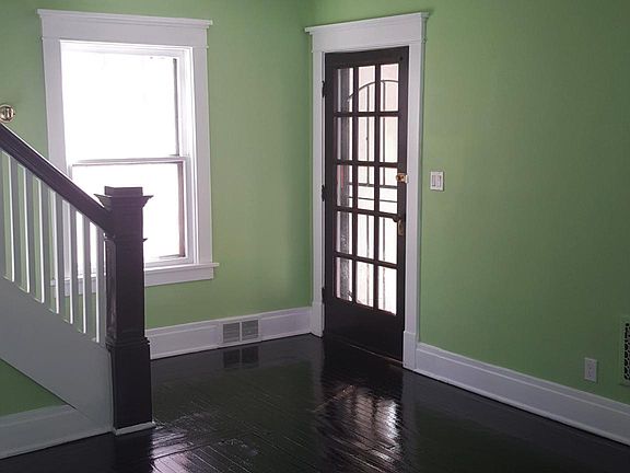 4th image of 192 Stockbridge Ave