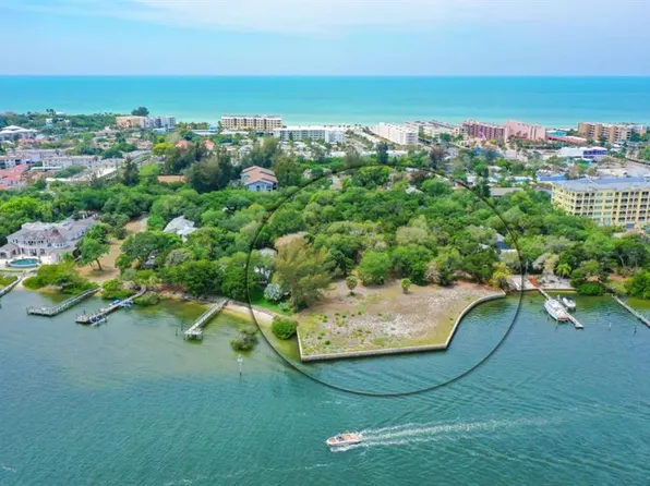 6559 Peacock Rd #3, Sarasota, FL 34242