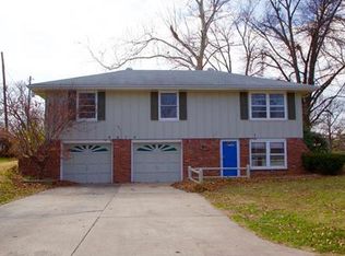 5510 N Cherry St, Kansas City, MO 64118