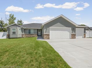 4429 River Rd, East China Township, MI 48054