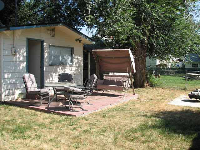 2nd image of 1620 E Reinhart Dr
