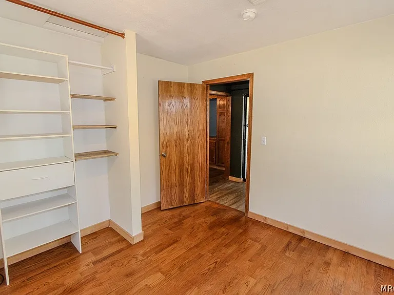 1064 Pine Ln — Photo 13