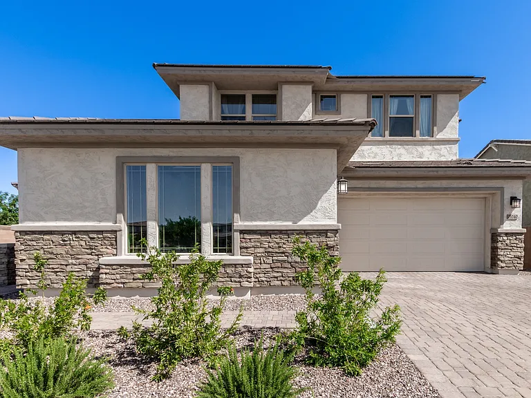 21040 E Carriage Way — Photo 1