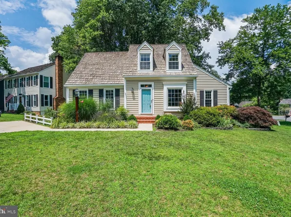 11600 Leewood Ct, Woodbridge, VA 22192