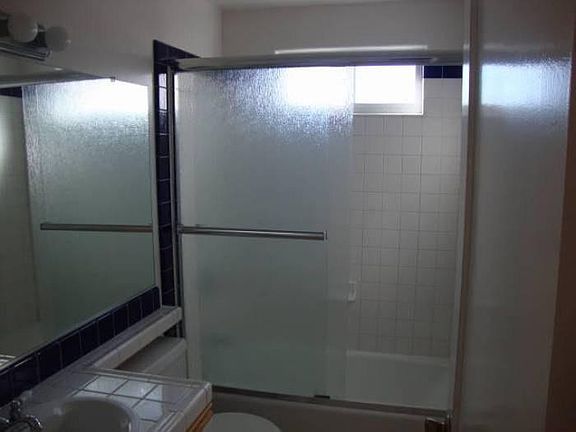 2nd image of 1828 Chalcedony St