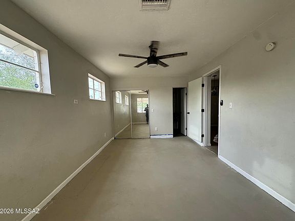 3rd image of 4702 E Montecito St