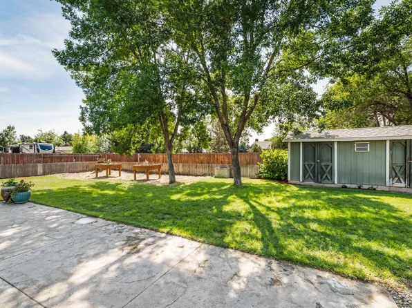2217 NW 12th St, Redmond, OR 97756