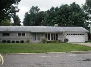 36925 Maas Dr, Sterling Heights, MI 48312