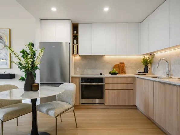 1035 Pacific Street image 1 of 17