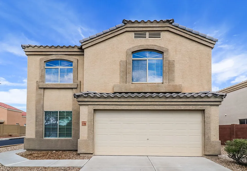 21790 W Ashleigh Marie Dr