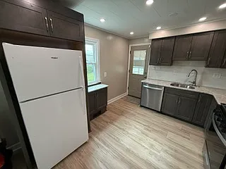 806 Keystone Rd — Photo 9