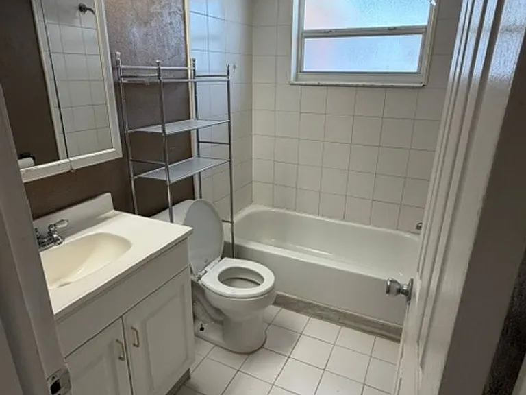 6935 Twilite Dr — Photo 2