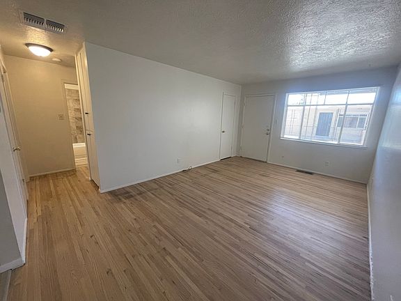 2nd image of 1124 Palomas Dr SE #B