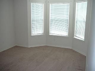 1st image of 15849 Cuttysark St