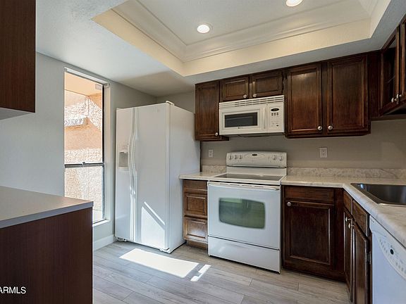 5th image of 815 E Grovers Ave Unit 66