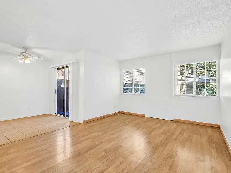 4332 Pacific Ave #25 — Photo 12