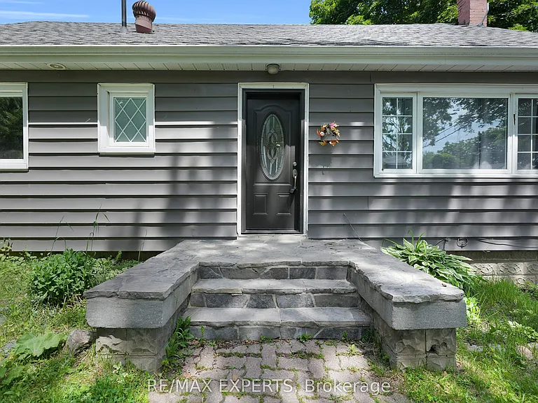 92 Tupper St W #MAIN — Photo 2