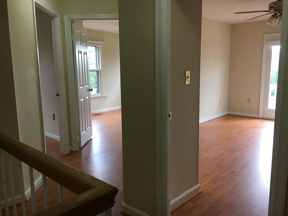 2nd image of 9302 Palmer Pl