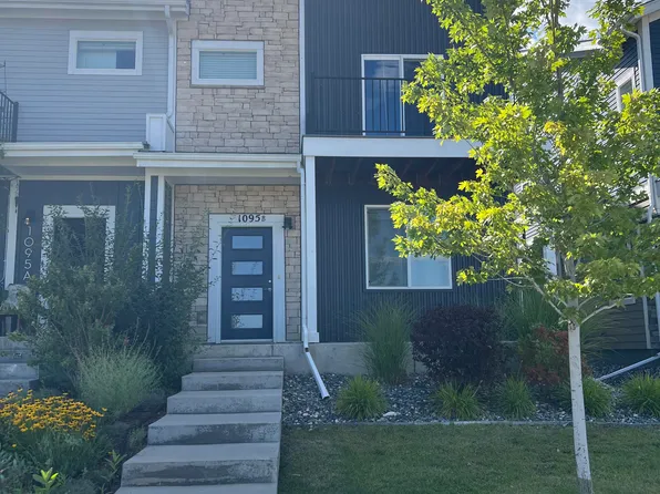 1095 Mountain Dr Unit B, Longmont, CO 80503