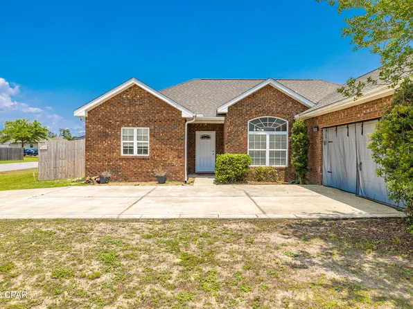 2300 Megan Ct, Southport, FL 32409