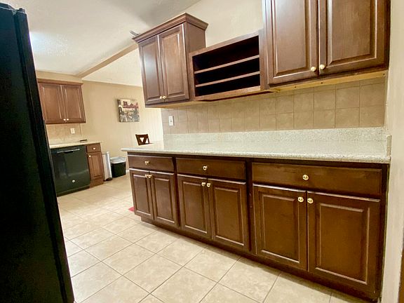 4th image of 4716 Swan Dr