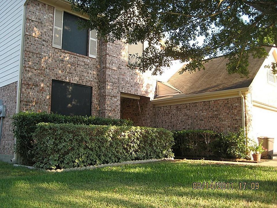 1st image of 16911 Summer Hollow Dr