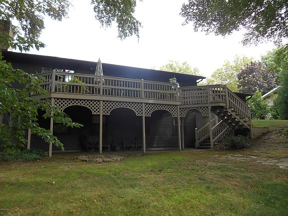 5th image of 832 Knollcrest Ave