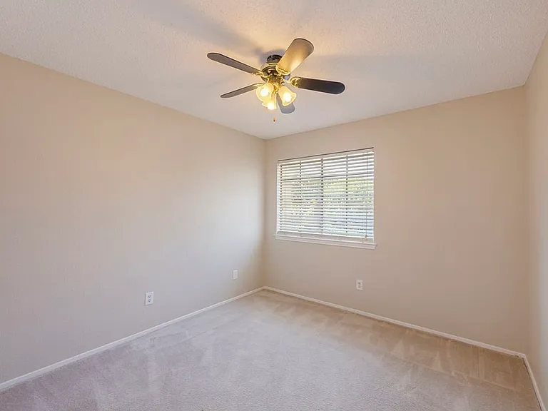 12917 Meehan Dr — Photo 25