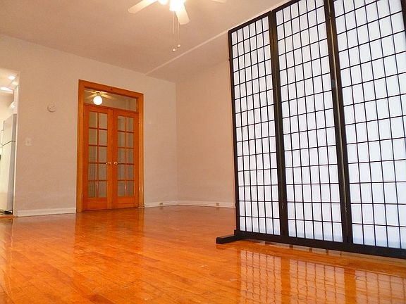 5th image of 346 W 56th St APT 2D