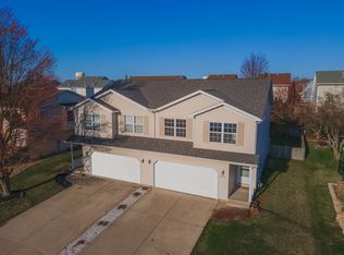 1231 Beacon Hill Ct, Normal, IL 61761