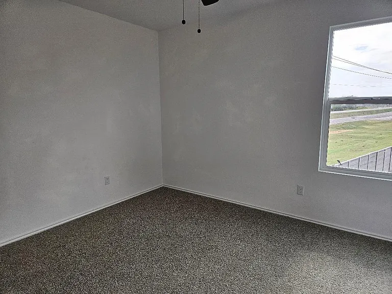 17721 Somerville Ct — Photo 9