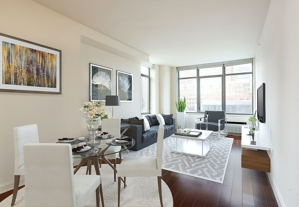 1st image of 81 Fleet Pl APT 4N