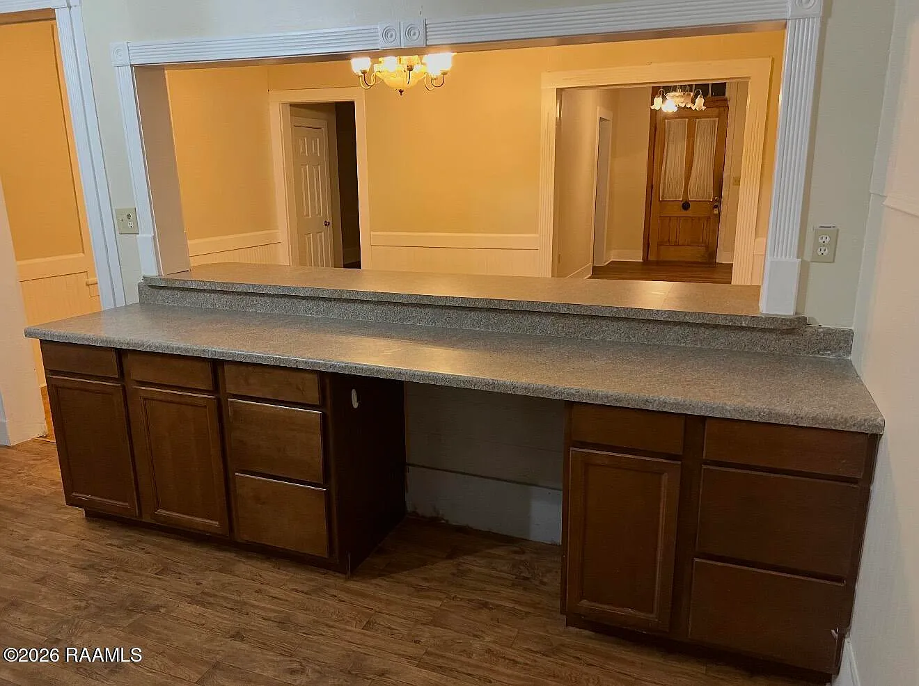 3 bed, 2.0 bath, 1610 sqft, $1,395 — Photo 2