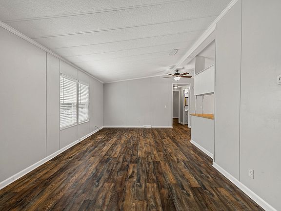 5th image of 499 Murph Rd