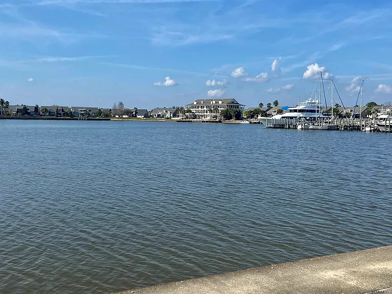 1490 Harbor Dr #205 — Photo 12