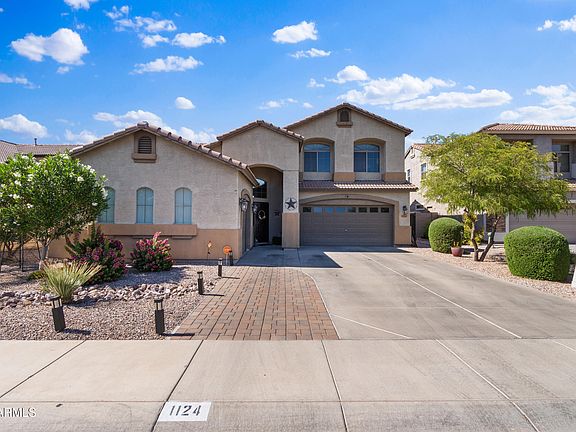 2nd image of 1124 E Jahns Drive