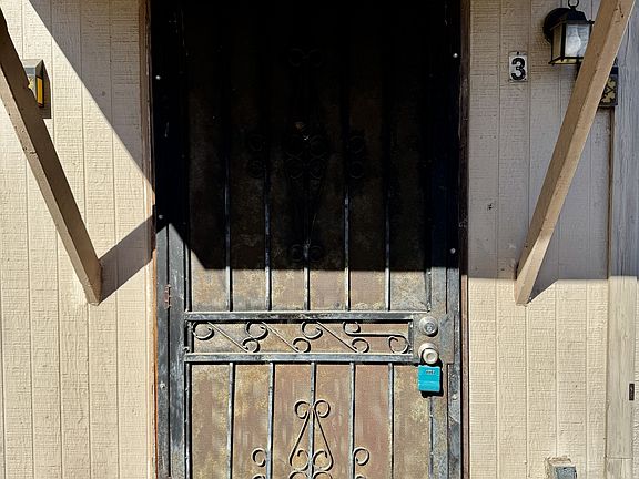 2nd image of 5113 Sierra St
