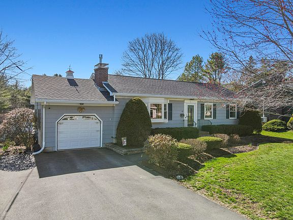 2nd image of 85 Longmeadow Drive