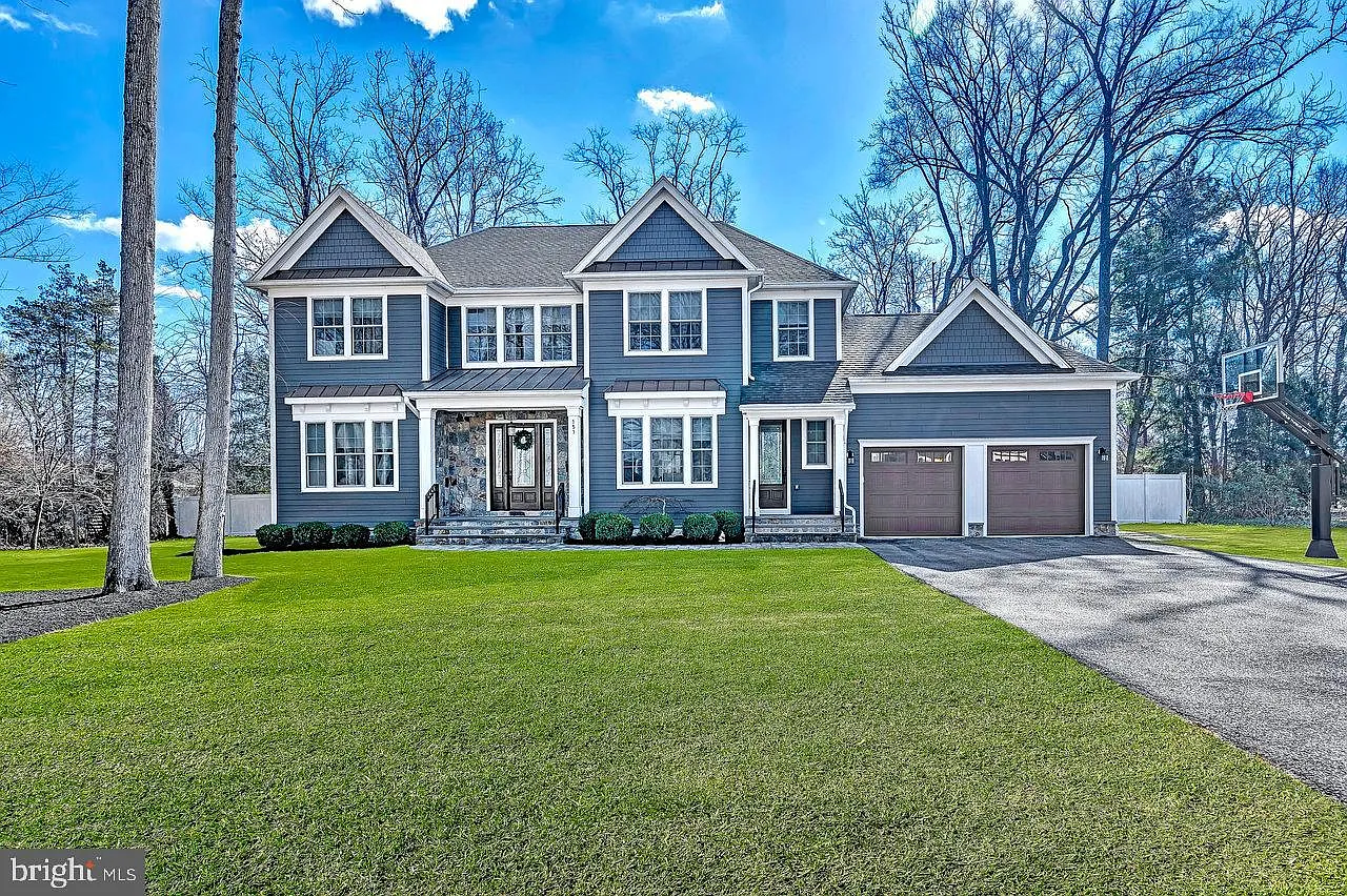 151 Sycamore Rd photo 1