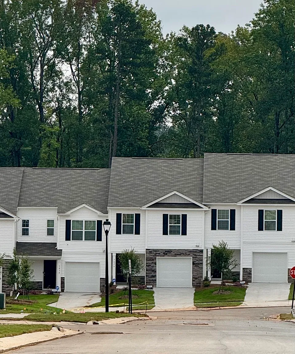 4 bed, 1554 sqft, $2,000 — Photo 1