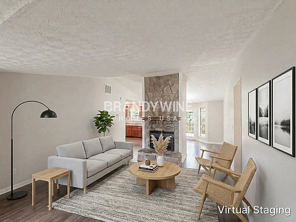 3rd image of 7272 Indian Hill Trl
