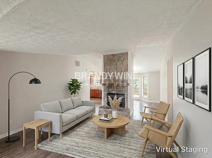 7272 Indian Hill Trl — Photo 3