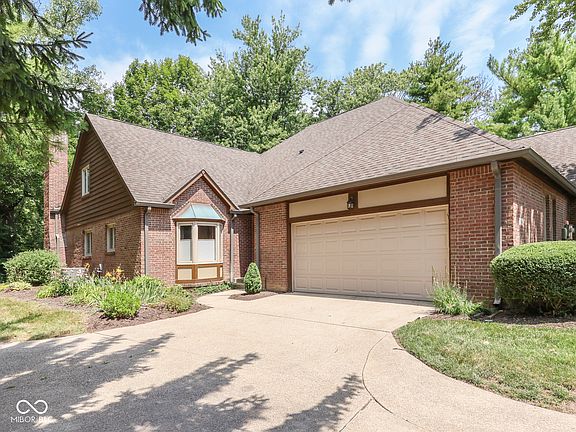 3rd image of 2064 Oldfields Circle North Dr