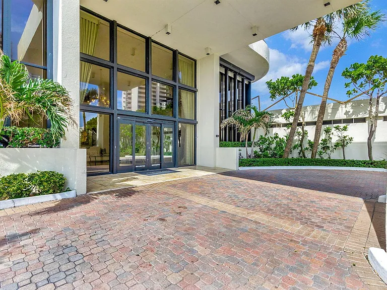4000 N Ocean Dr #403 — Photo 53