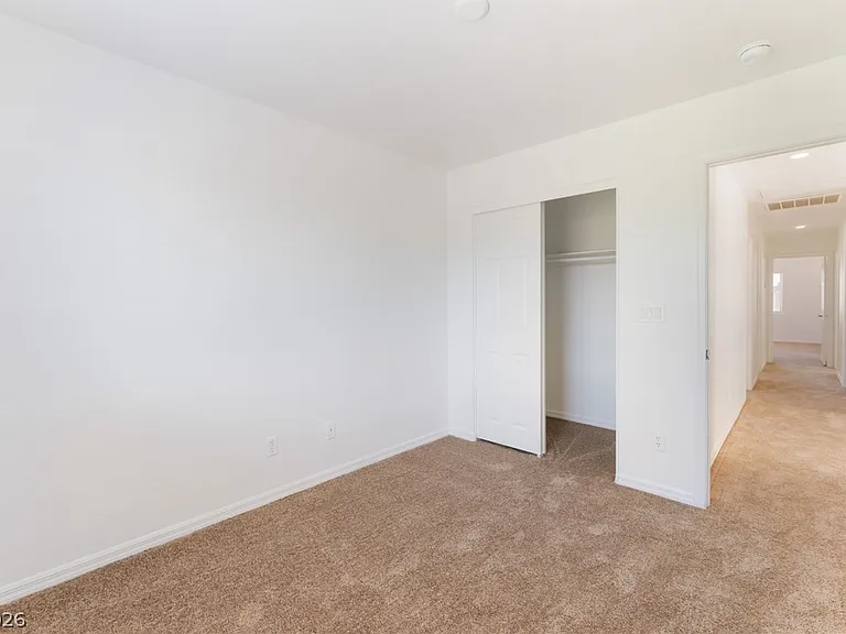 32 Rosa Rosales Ct — Photo 9