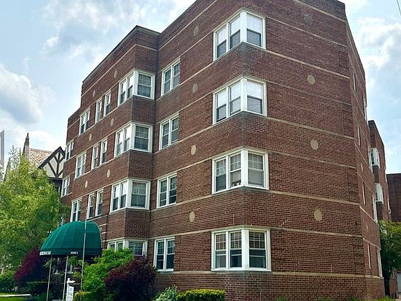 2nd image of 12021 Edgewater Dr APT 207