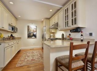 6 Franklin St #2, Boston, MA 02129